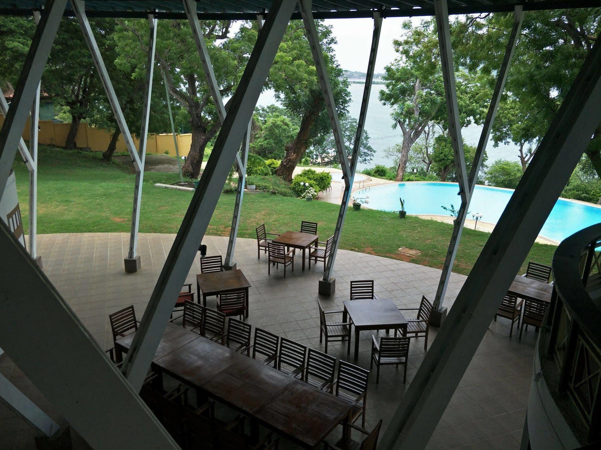 Welcombe Hotel Trincomalee Extérieur photo